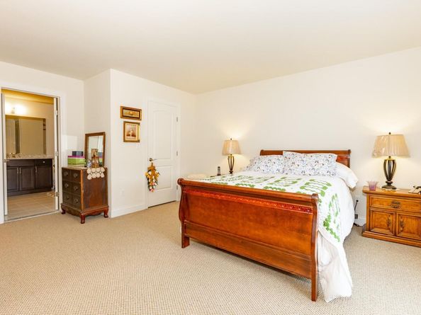 26 Avery Way, Blue Point NY 11772