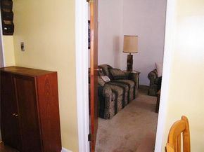 71-09 68 Street, Glendale NY 11385