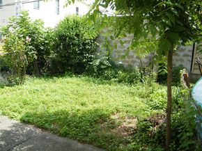 71-09 68 Street, Glendale NY 11385