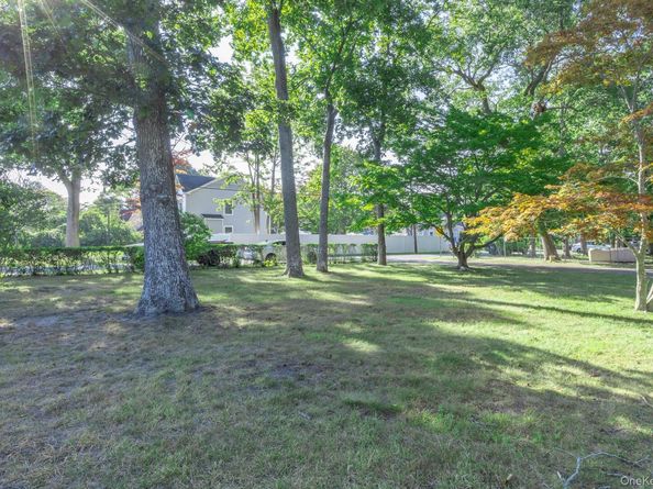 261 Elm Road W, Mastic Beach NY 11951