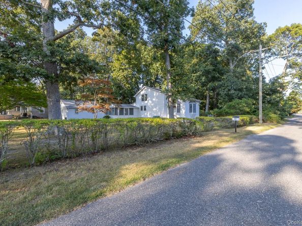 261 Elm Road W, Mastic Beach NY 11951