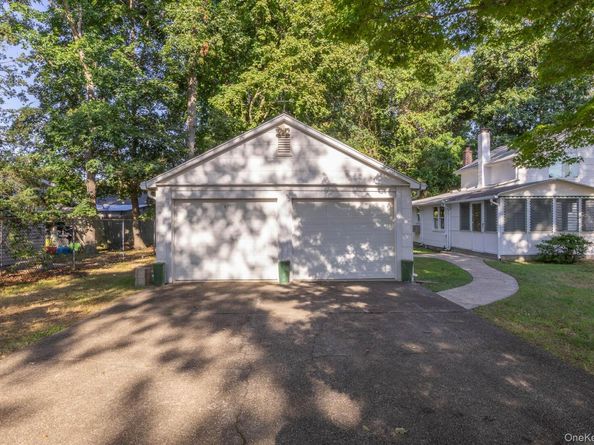 261 Elm Road W, Mastic Beach NY 11951