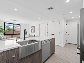 46-40 Vernon Boulevard 2A, Long Island City NY 11101