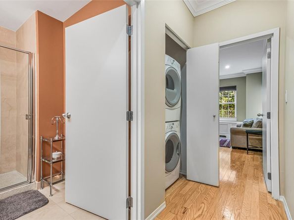 55 Oceana Drive E 1B, Brooklyn NY 11235