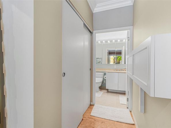 55 Oceana Drive E 1B, Brooklyn NY 11235