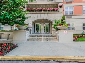 55 Oceana Drive E 1B, Brooklyn NY 11235