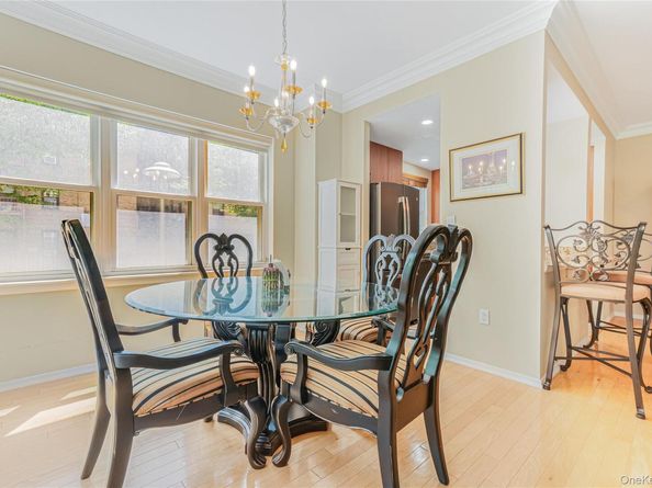55 Oceana Drive E 1B, Brooklyn NY 11235
