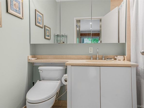 55 Oceana Drive E 1B, Brooklyn NY 11235