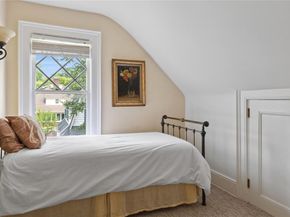 28 Shore Road, Douglaston NY 11363