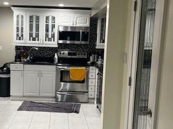 226 14th Avenue, West Babylon NY 11704