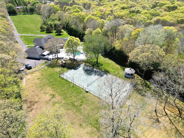 124 Montauk Highway, Westhampton NY 11977