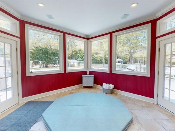 124 Montauk Highway, Westhampton NY 11977