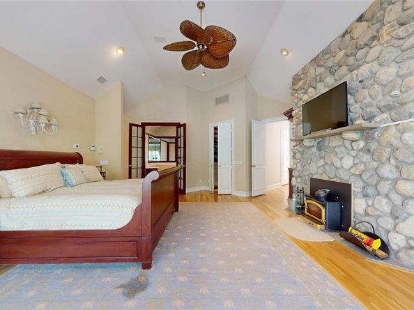 124 Montauk Highway, Westhampton NY 11977