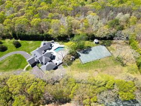 124 Montauk Highway, Westhampton NY 11977