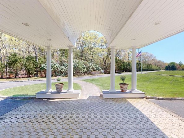 124 Montauk Highway, Westhampton NY 11977