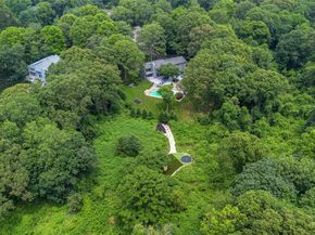 6 Fox Hunt Court, Huntington NY 11743