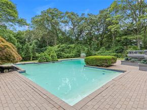 6 Fox Hunt Court, Huntington NY 11743