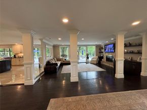 6 Fox Hunt Court, Huntington NY 11743