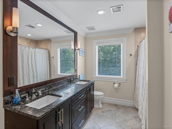 6 Fox Hunt Court, Huntington NY 11743