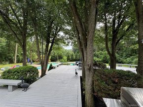 6 Fox Hunt Court, Huntington NY 11743