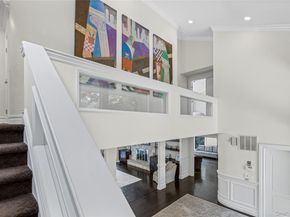 6 Fox Hunt Court, Huntington NY 11743