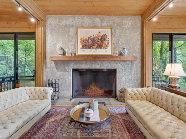 16 Gorge Lane, Pound Ridge NY 10576