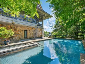 16 Gorge Lane