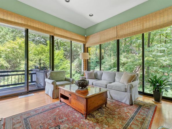 16 Gorge Lane, Pound Ridge NY 10576