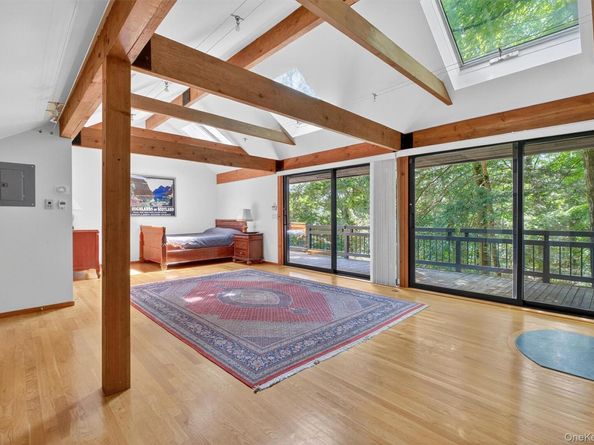 16 Gorge Lane, Pound Ridge NY 10576