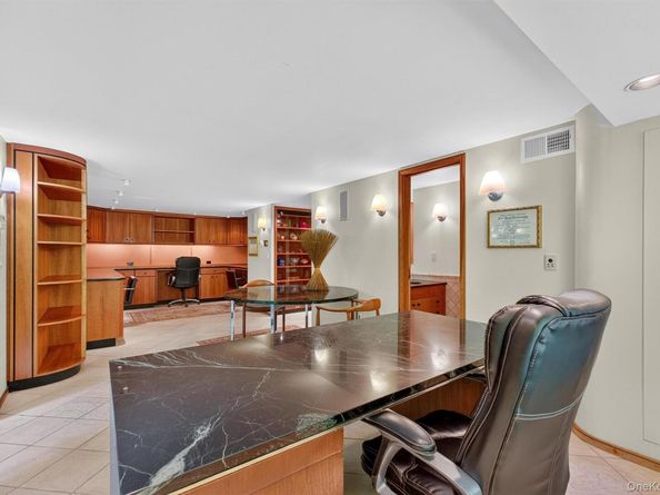 16 Gorge Lane, Pound Ridge NY 10576