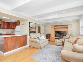 9 Branch Lane, East Setauket NY 11733