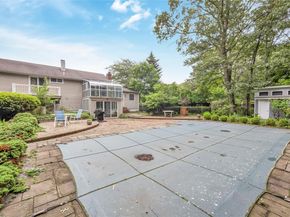 9 Branch Lane, East Setauket NY 11733