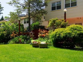 11 Manors Drive, Jericho NY 11753