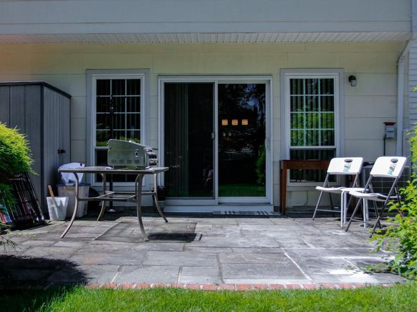 11 Manors Drive, Jericho NY 11753