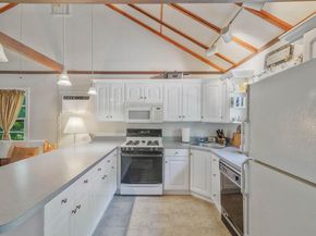 15 Youngs Avenue, Mattituck NY 11952