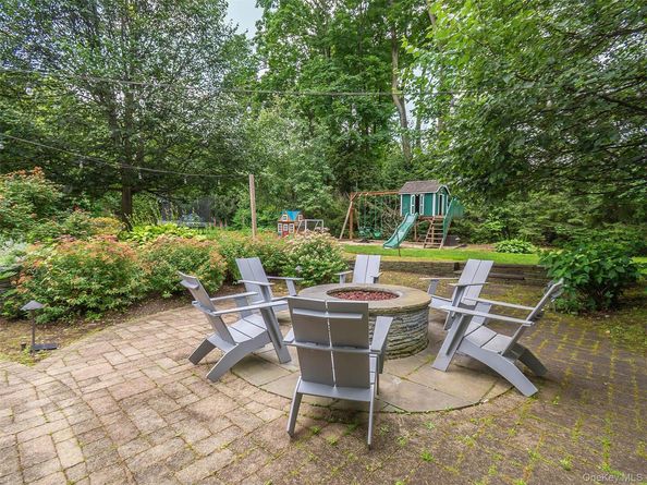 184 Circle Drive, Manhasset NY 11030