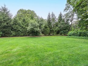 184 Circle Drive, Manhasset NY 11030