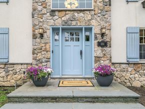 184 Circle Drive, Manhasset NY 11030
