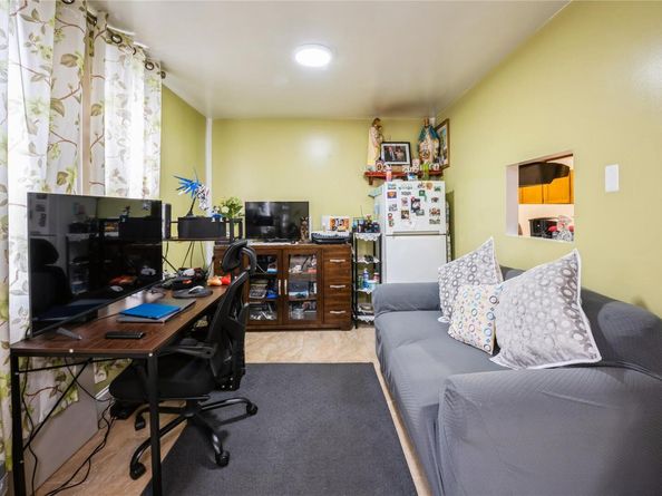 782 E. 179th Street, Bronx NY 10460