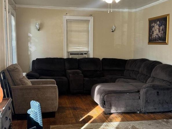 3946 Secor Avenue, Bronx NY 10466