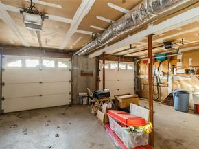 1572 Middle Road, Calverton NY 11933