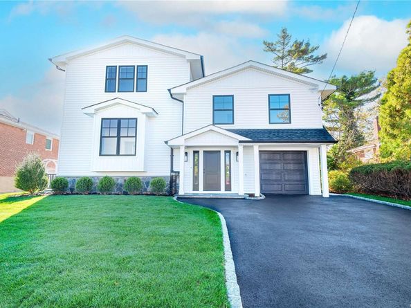 1956 Leonard Lane, Merrick NY 11566
