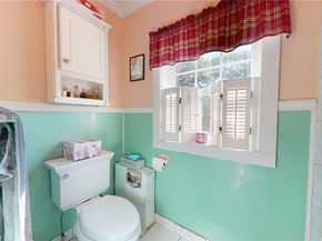 190 S Country Road, Remsenburg NY 11960