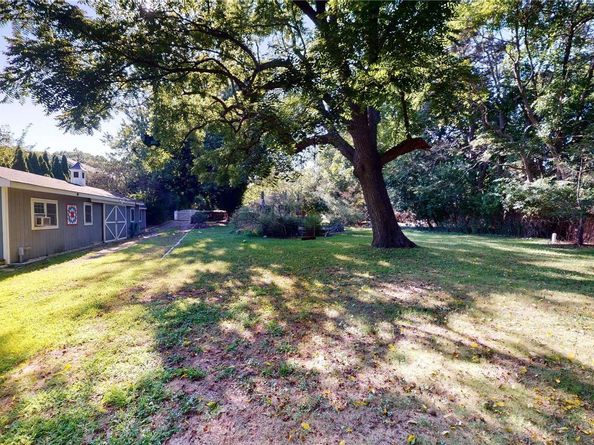 190 S Country Road, Remsenburg NY 11960