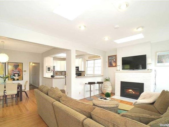 215 Roosevelt Boulevard, Long Beach NY 11561