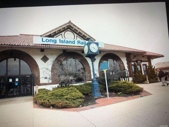 215 Roosevelt Boulevard, Long Beach NY 11561