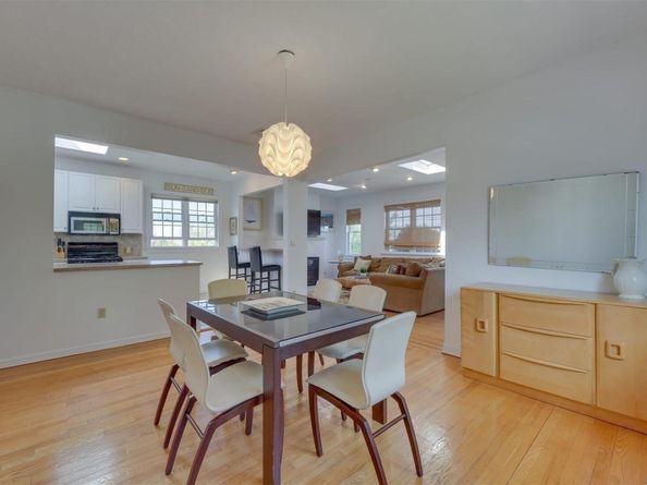 215 Roosevelt Boulevard, Long Beach NY 11561