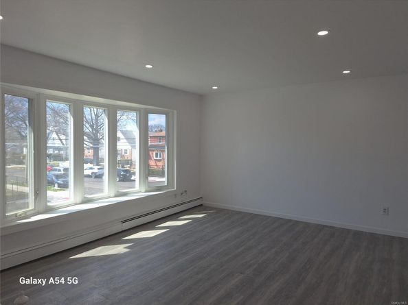 137-05 159th Street, Jamaica NY 11434