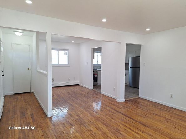 137-05 159th Street, Jamaica NY 11434
