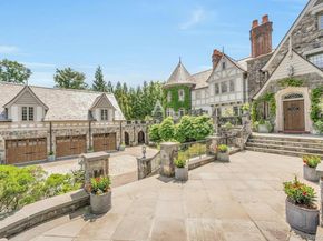 19 Park Drive S, Rye NY 10580